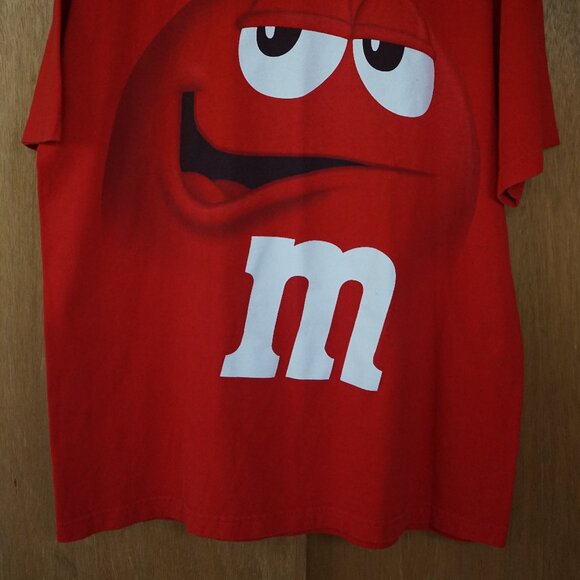 Vintage 2009 M&M's Red Men's XL T-Shirt RN# 55774 - Picture 2 of 16